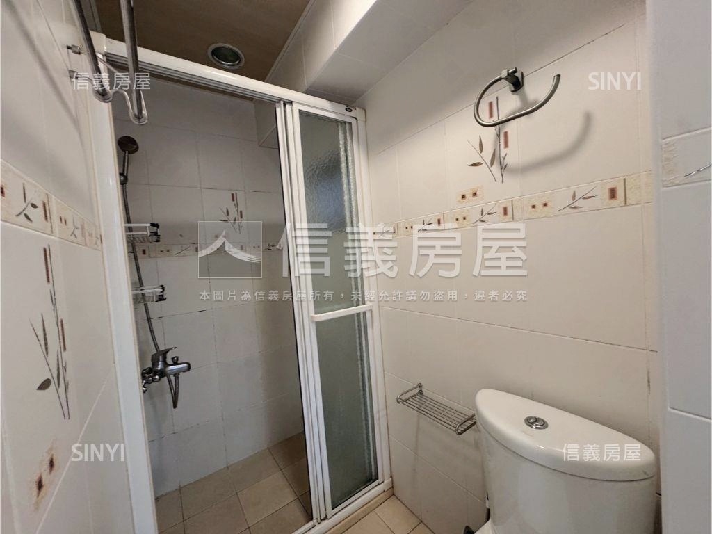 北車商圈帝王高樓三房車位房屋室內格局與周邊環境