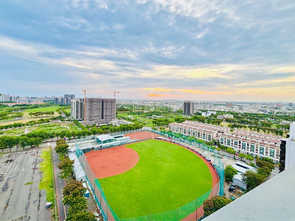 全民萬歲高樓美景三房平車房屋室內格局與周邊環境
