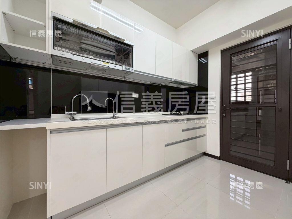 涓建筑採光美三房房屋室內格局與周邊環境