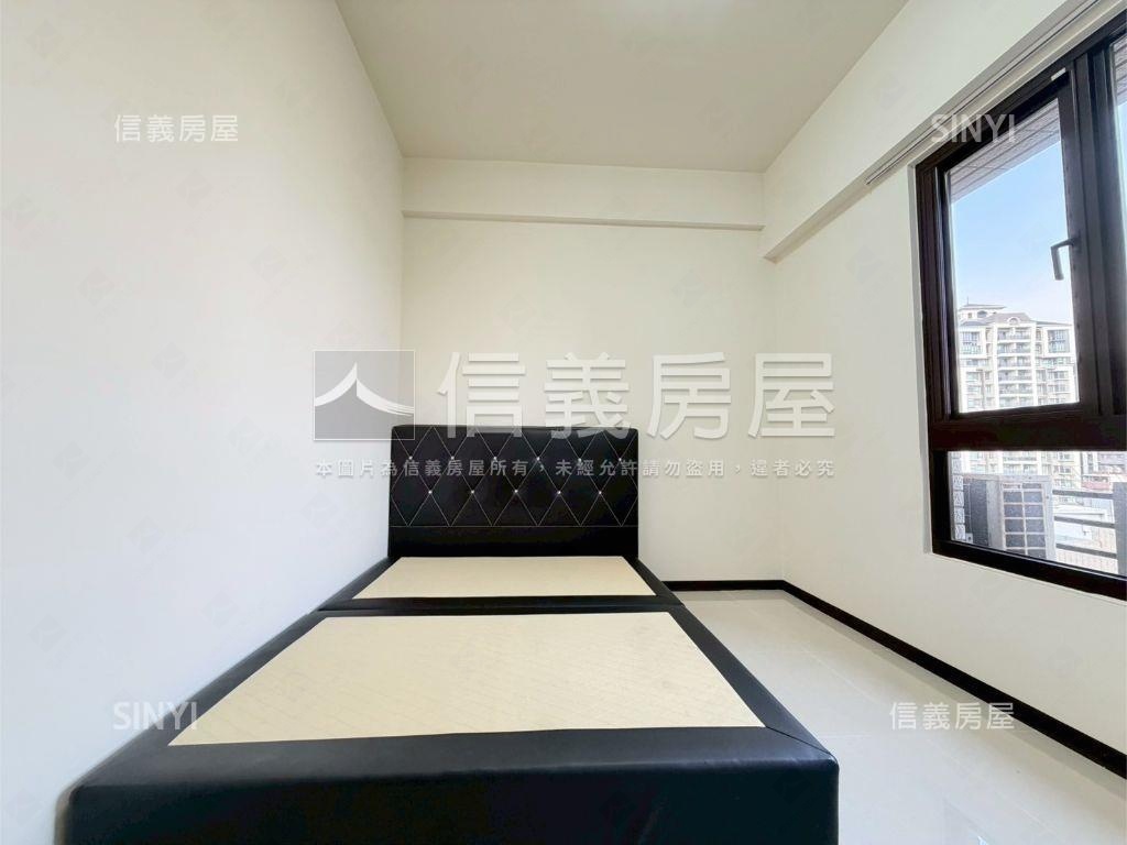 涓建筑採光美三房房屋室內格局與周邊環境