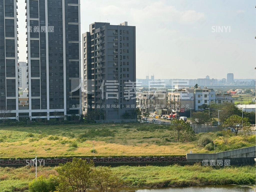 涓建筑採光美三房房屋室內格局與周邊環境