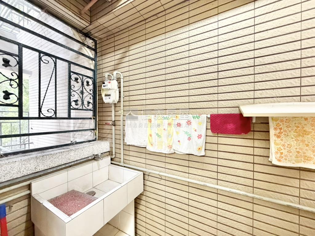 伯爵花園•小資美宅房屋室內格局與周邊環境