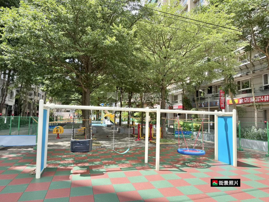伯爵花園•小資美宅房屋室內格局與周邊環境