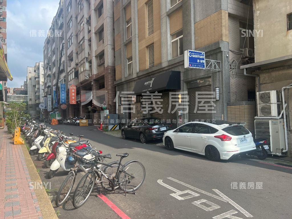 挑戰菁英１＋２樓店面房屋室內格局與周邊環境
