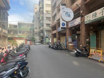 挑戰菁英１＋２樓店面