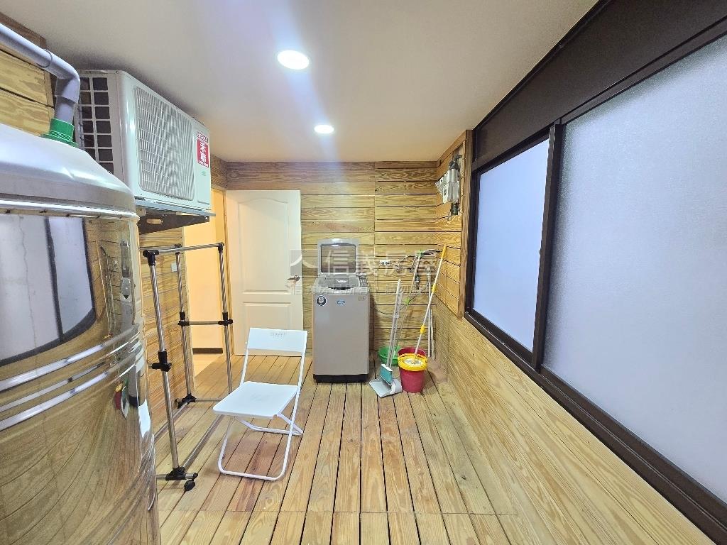 六張公園裝潢三房兩衛房屋室內格局與周邊環境