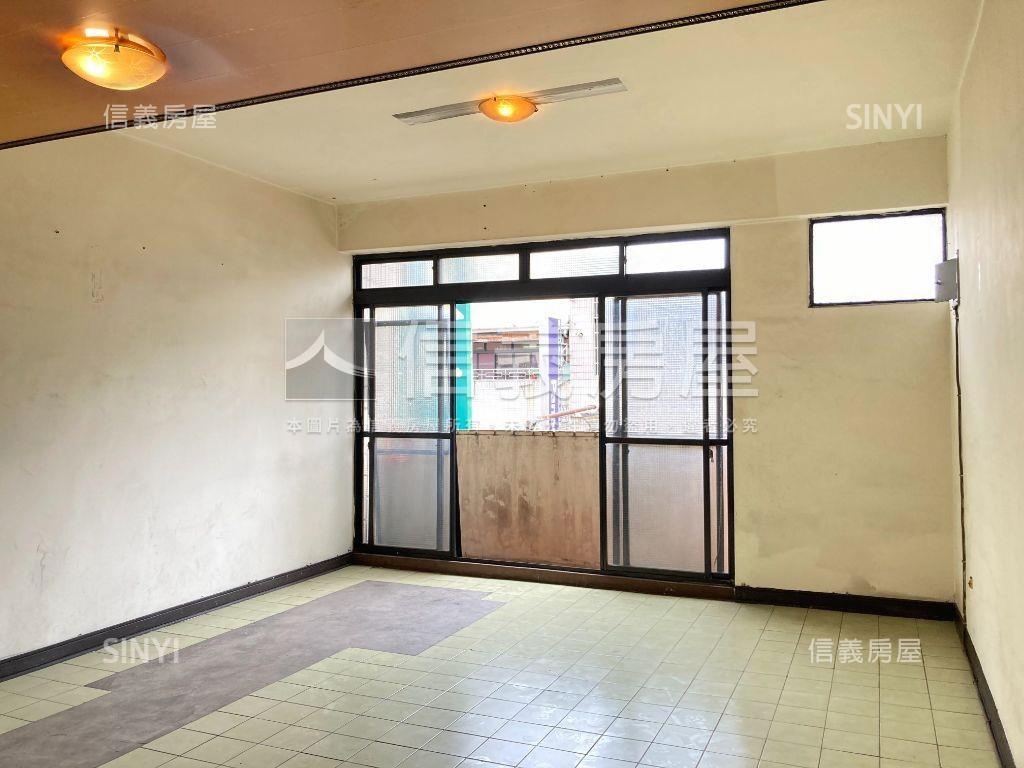 文昌國小旁正四樓透店房屋室內格局與周邊環境