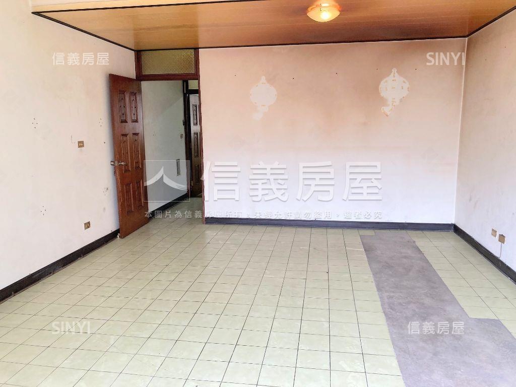 文昌國小旁正四樓透店房屋室內格局與周邊環境