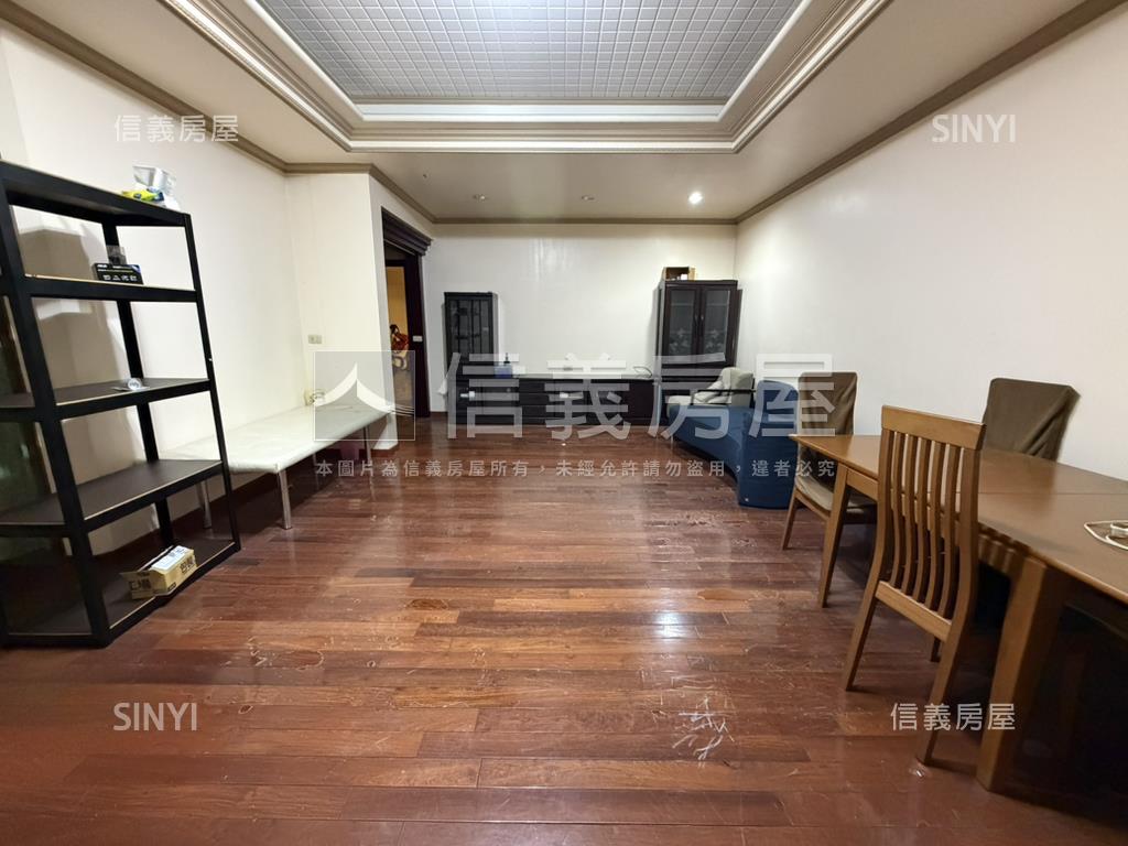 稀有釋出煙波儷舍透天房屋室內格局與周邊環境