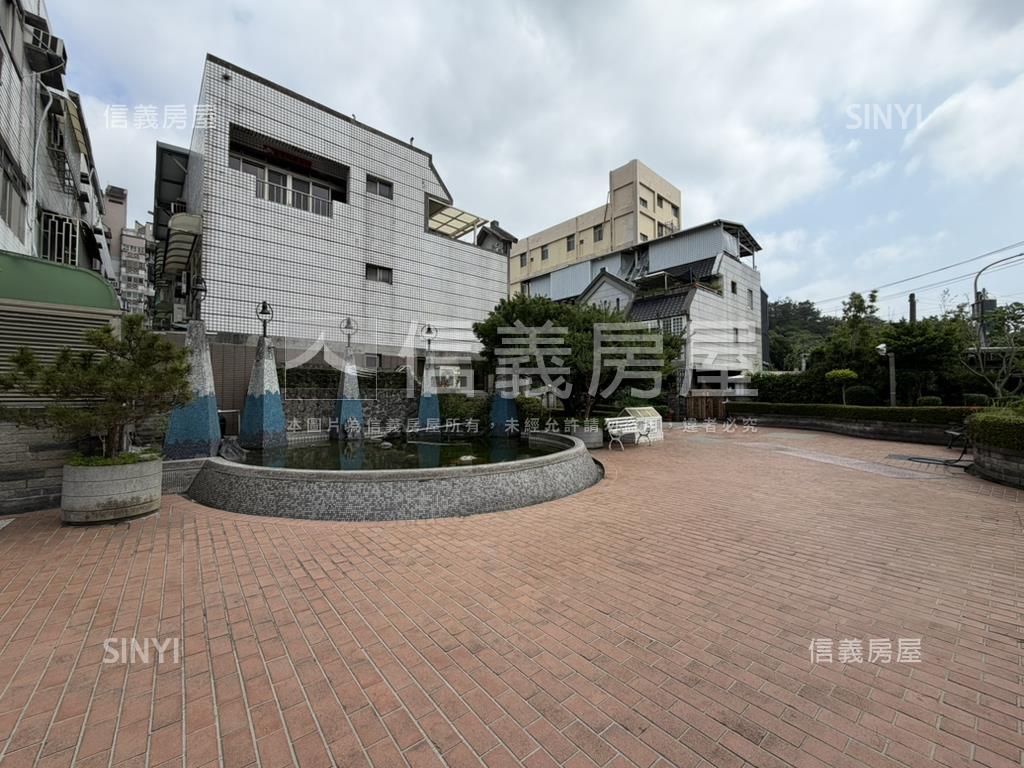 稀有釋出煙波儷舍透天房屋室內格局與周邊環境