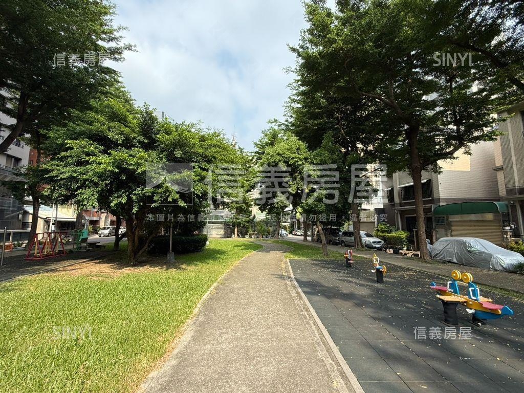 美術館特區質感兩房附車位房屋室內格局與周邊環境