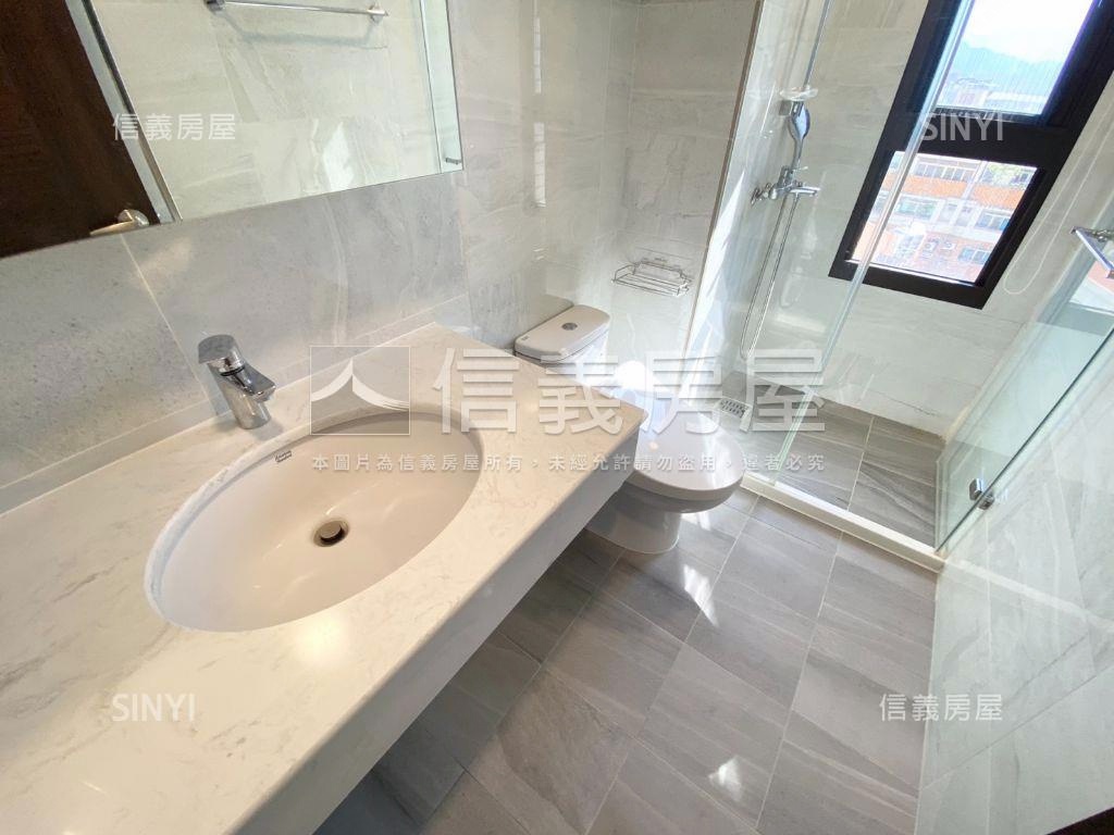 觀山景大兩房平車房屋室內格局與周邊環境