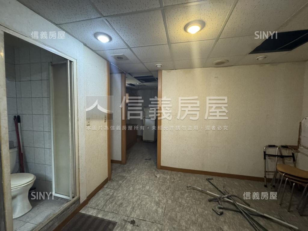 雙城街商用角間珠寶盒房屋室內格局與周邊環境