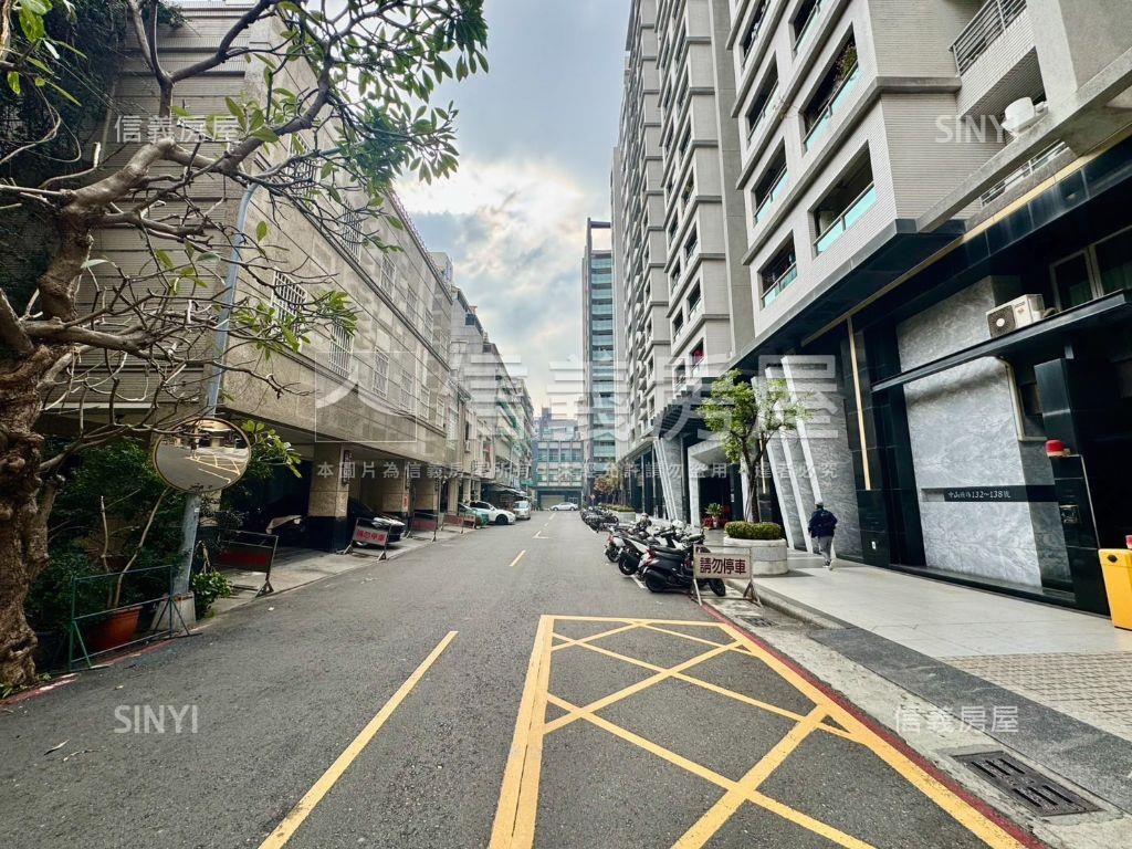 聯上Ｑ１兩房精選房屋室內格局與周邊環境