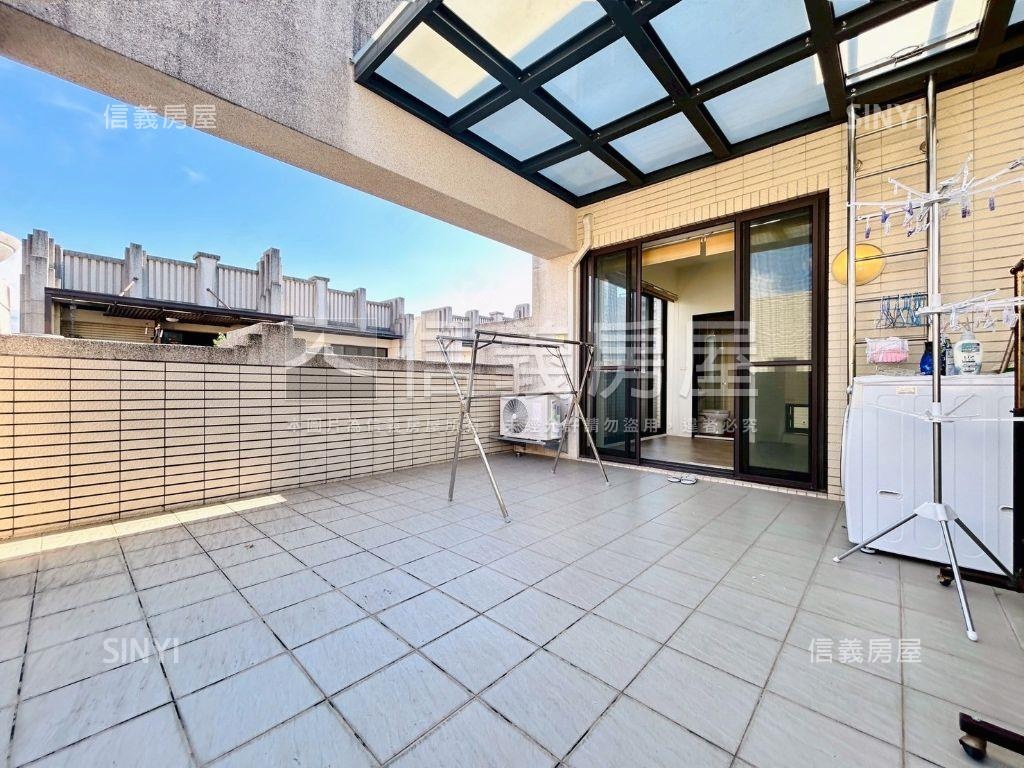 大面寬朝南獨棟社區型別墅房屋室內格局與周邊環境