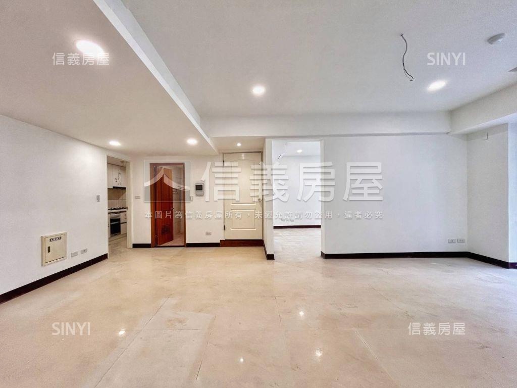 康橋法國小鎮一樓庭院戶房屋室內格局與周邊環境