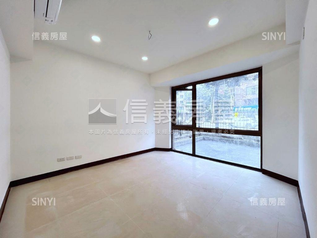 康橋法國小鎮一樓庭院戶房屋室內格局與周邊環境