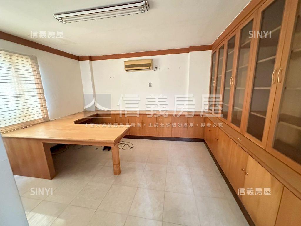 ★秀岡山莊★庭園別墅房屋室內格局與周邊環境