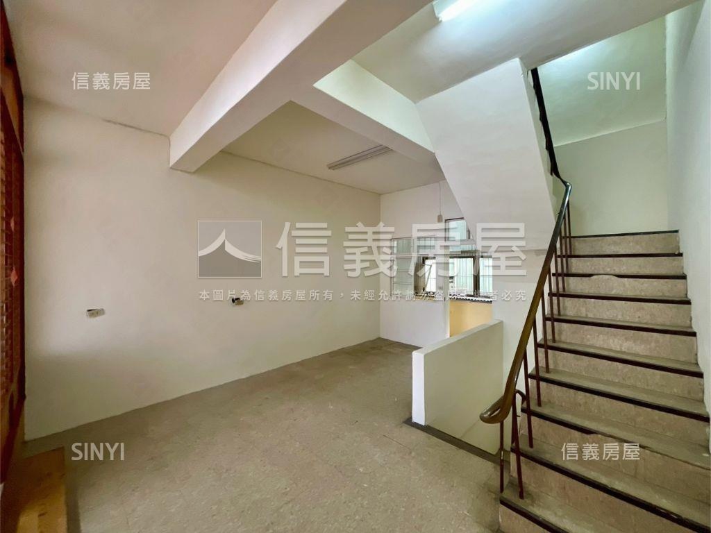 竹北文昌街透天房屋室內格局與周邊環境
