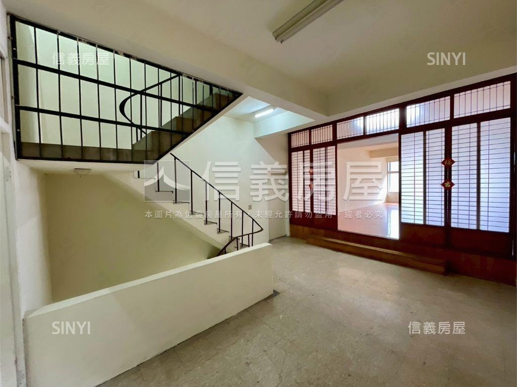 竹北文昌街透天房屋室內格局與周邊環境