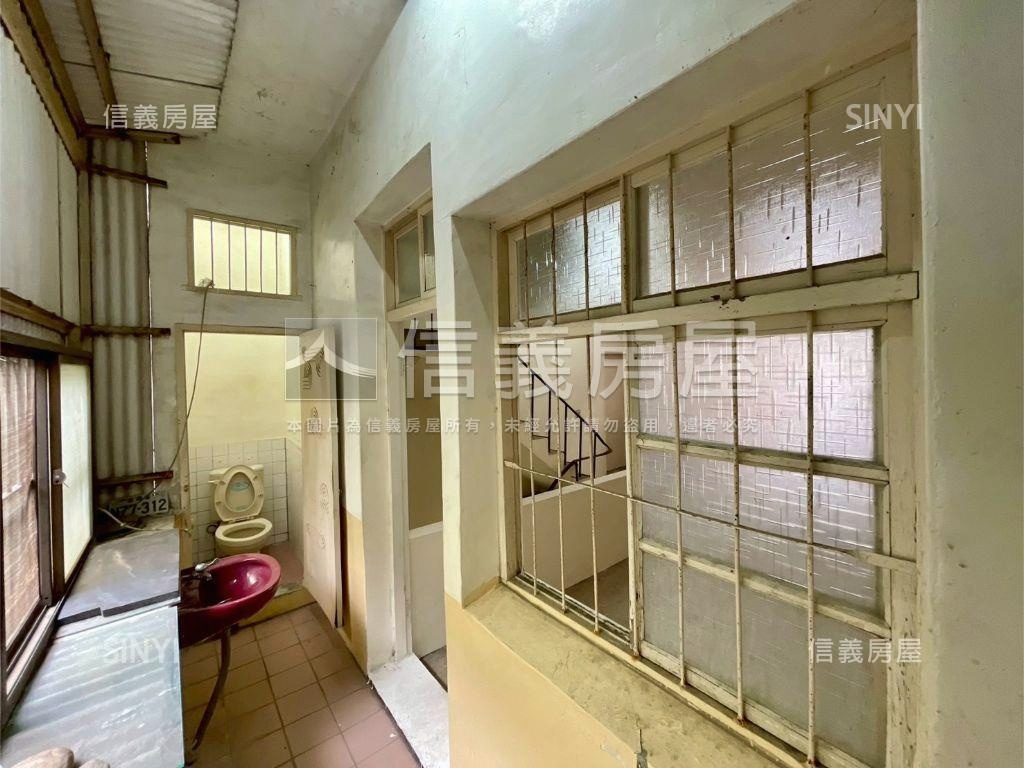 竹北文昌街透天房屋室內格局與周邊環境