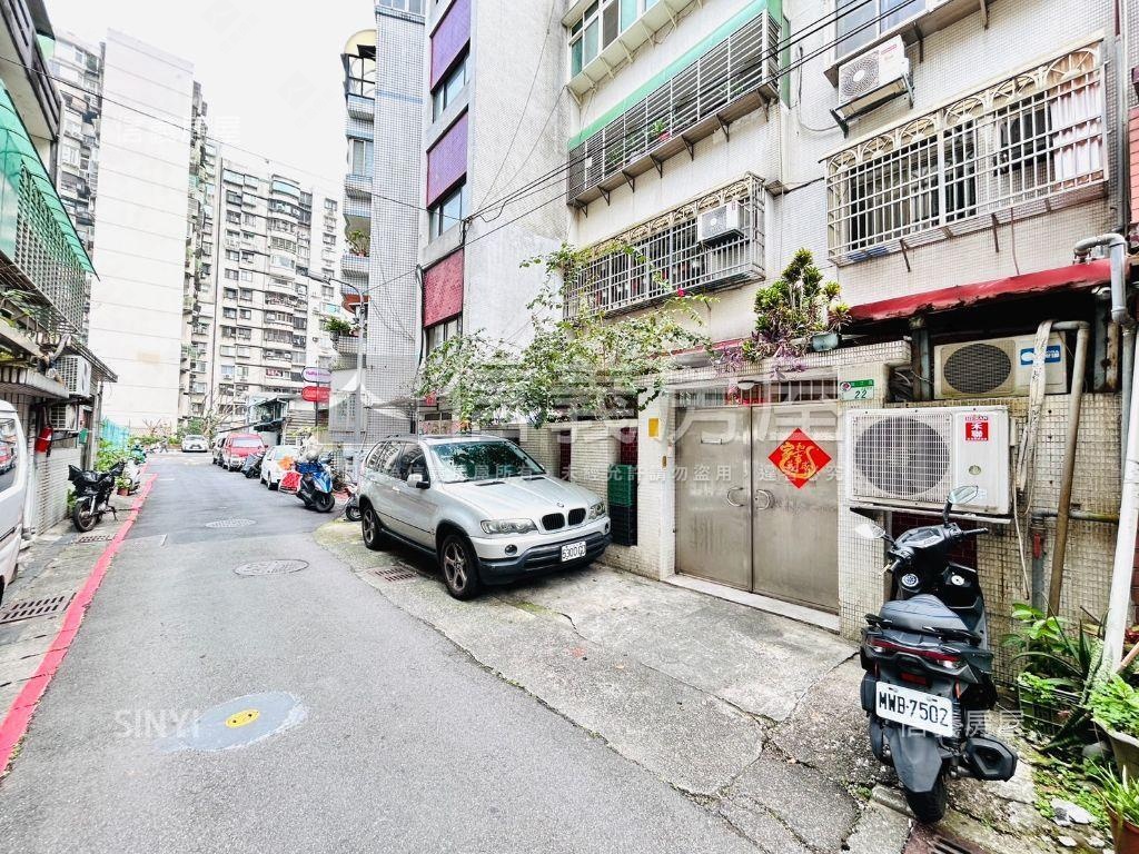 近北大一樓大坪數公寓房屋室內格局與周邊環境