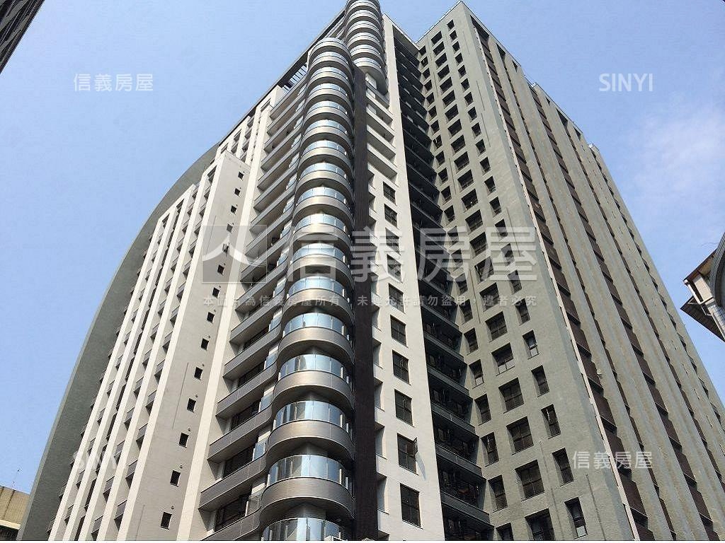 駿馬迎春．晶麒精品套房宅房屋室內格局與周邊環境