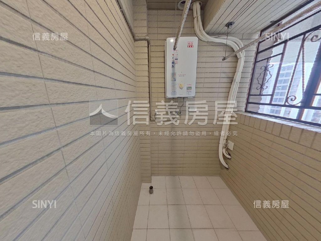 未來之都景觀２房車位房屋室內格局與周邊環境