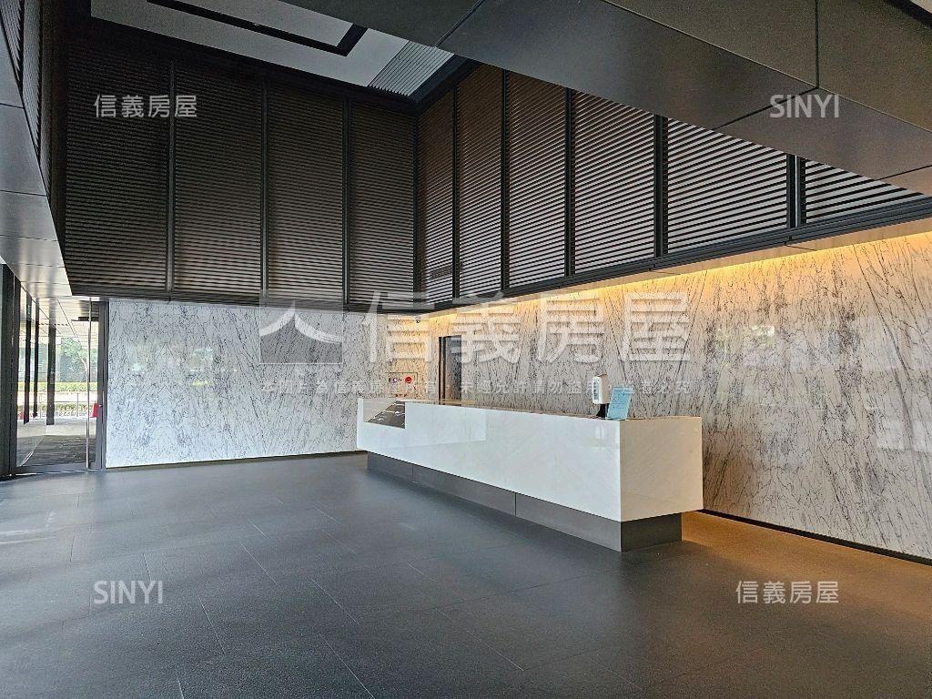 宏普經貿１１４坪收租房屋室內格局與周邊環境