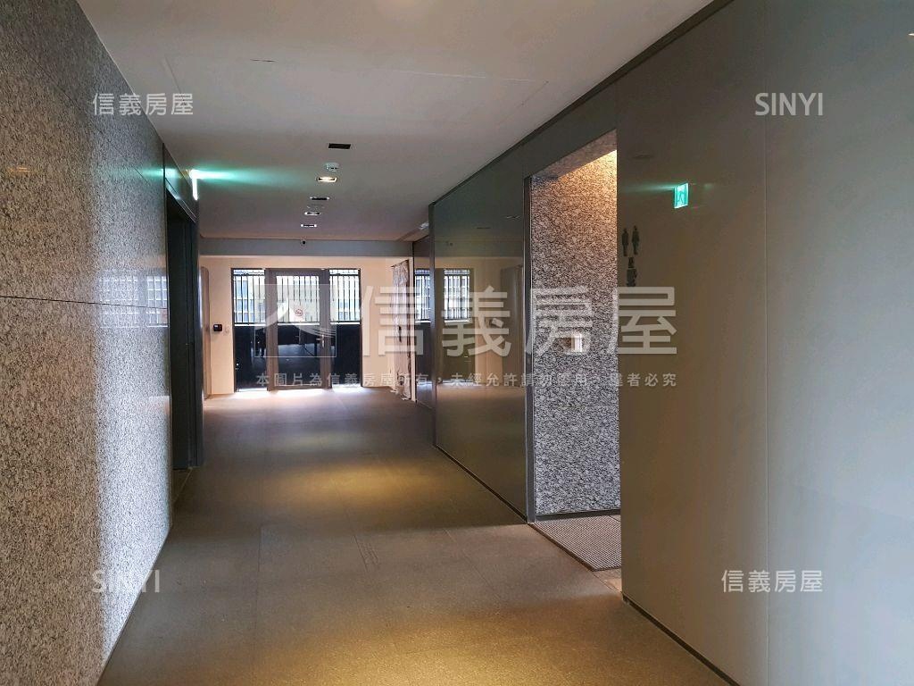 宏普經貿１１４坪收租房屋室內格局與周邊環境