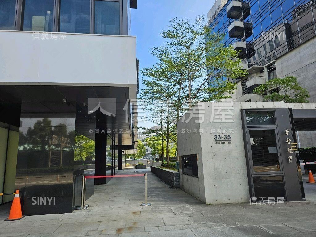 宏普經貿１１４坪收租房屋室內格局與周邊環境