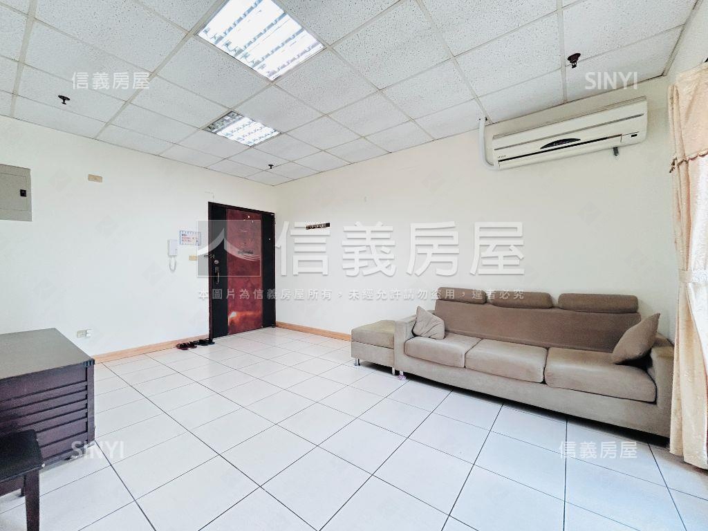 巴黎富邑邊間三房車位房屋室內格局與周邊環境