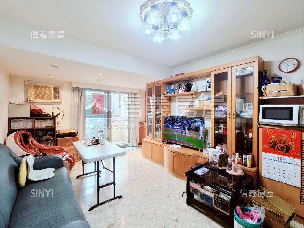 力霸山河兩房車位房屋室內格局與周邊環境