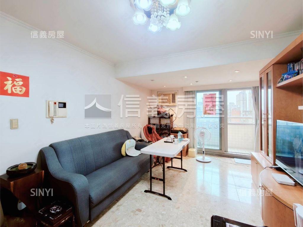 力霸山河兩房車位房屋室內格局與周邊環境