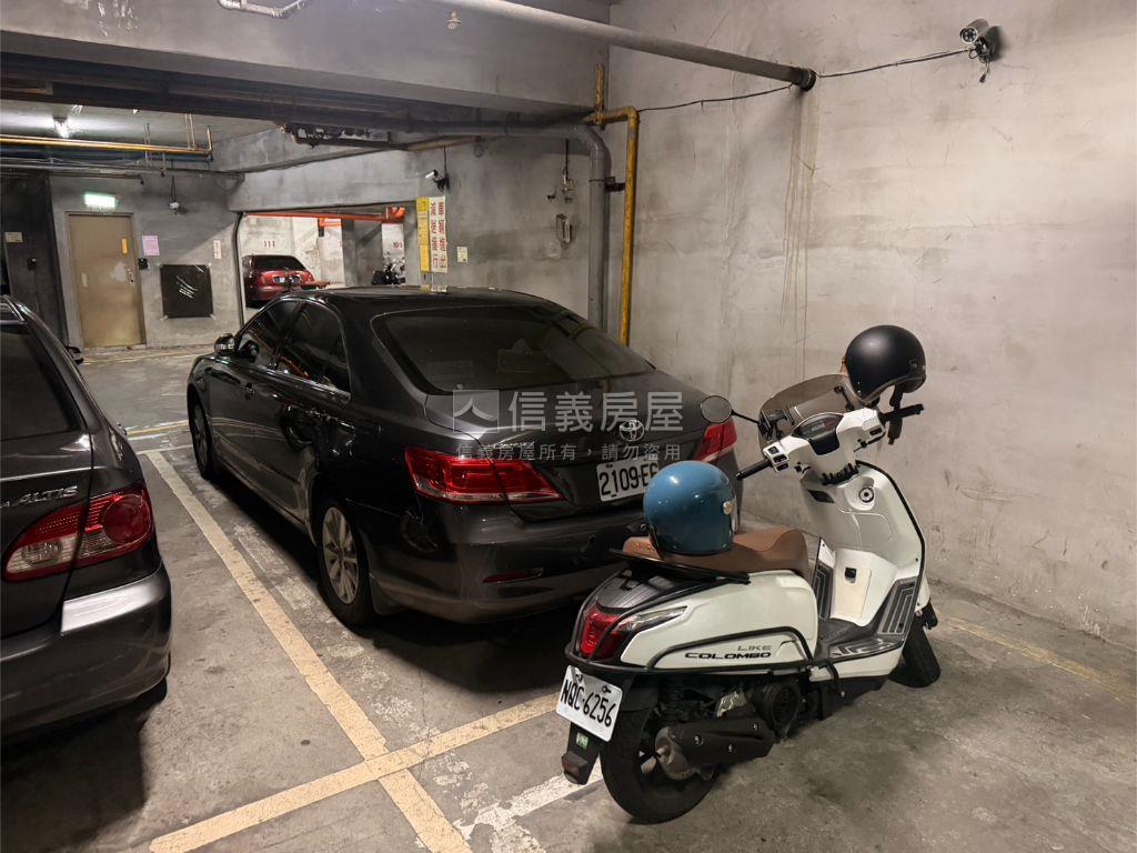 東泰一車位房屋室內格局與周邊環境