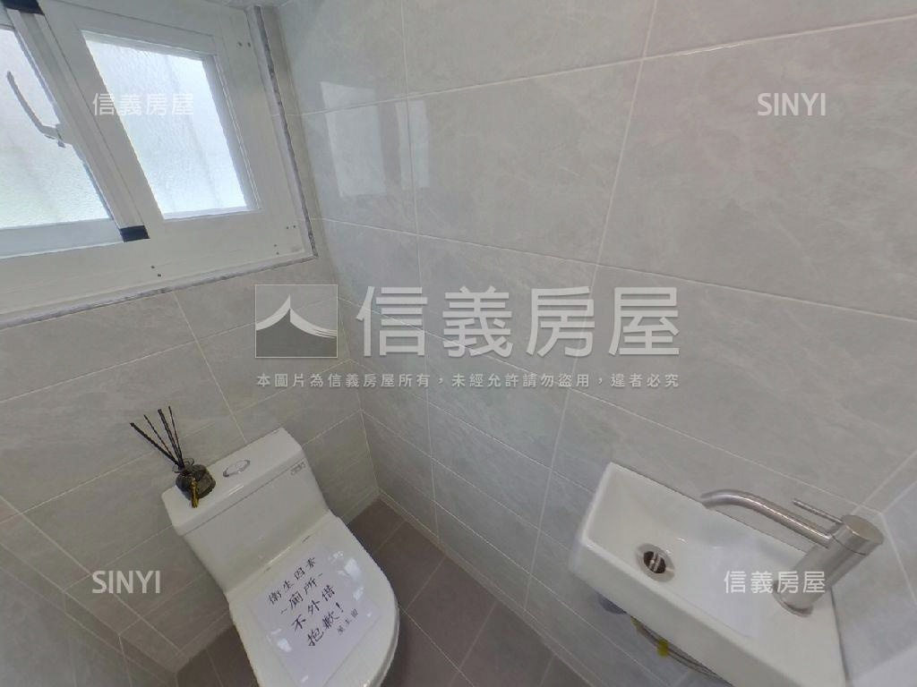 正順街正街裝潢美透天房屋室內格局與周邊環境