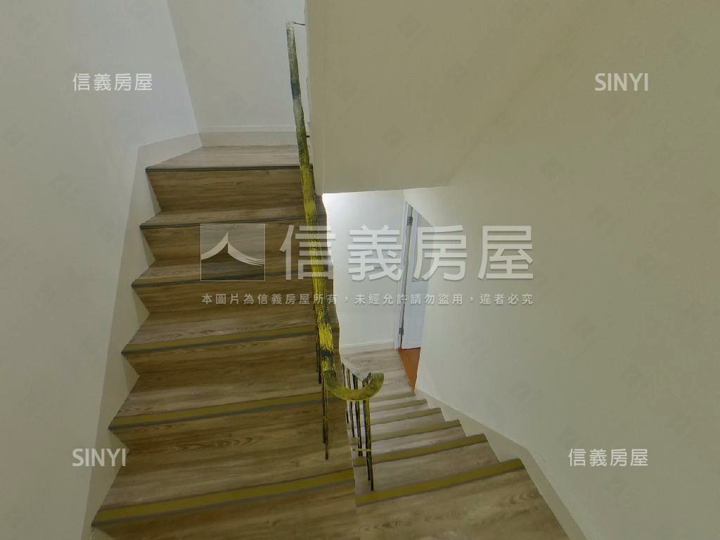 正順街正街裝潢美透天房屋室內格局與周邊環境