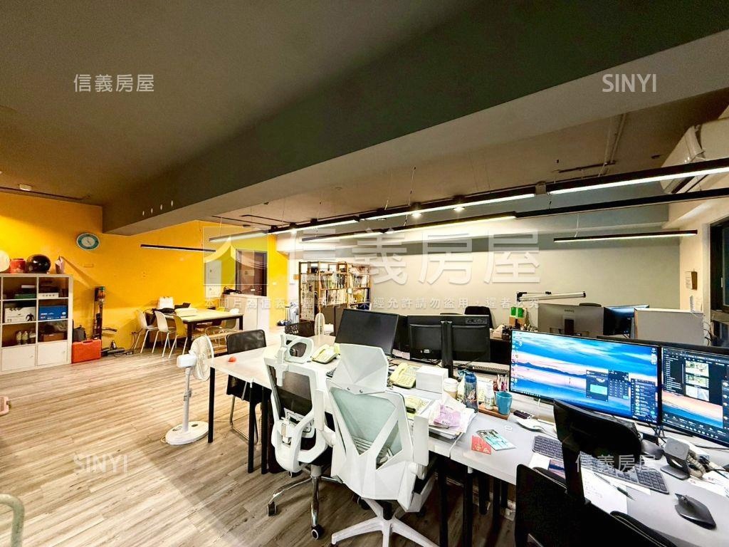 陽光ＰＡＲＫ質感辦公室房屋室內格局與周邊環境