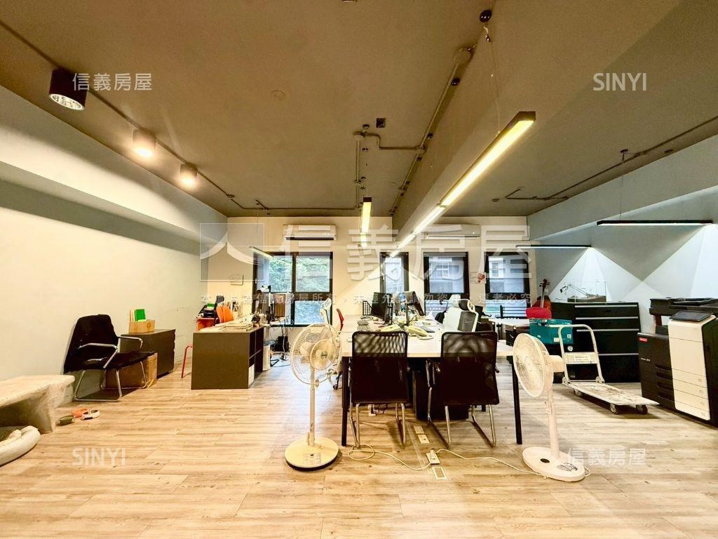 陽光ＰＡＲＫ質感辦公室房屋室內格局與周邊環境