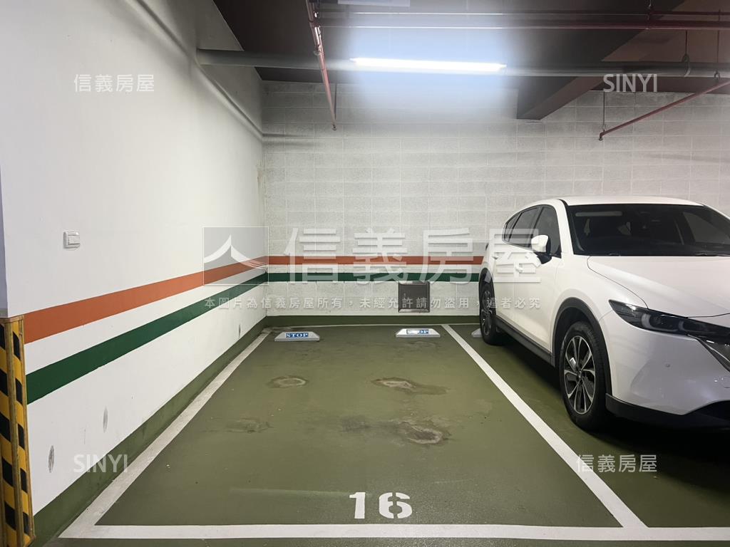 合登上豪三房平面車位房屋室內格局與周邊環境