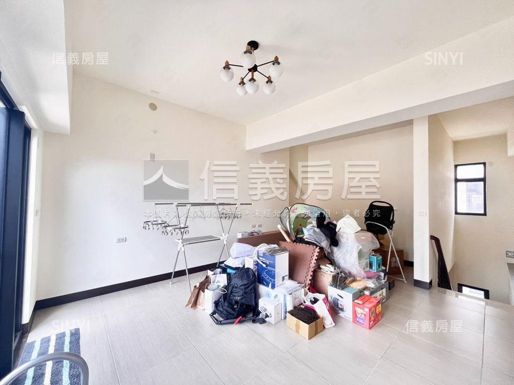 南科夢巴里３車庫透天豪墅房屋室內格局與周邊環境