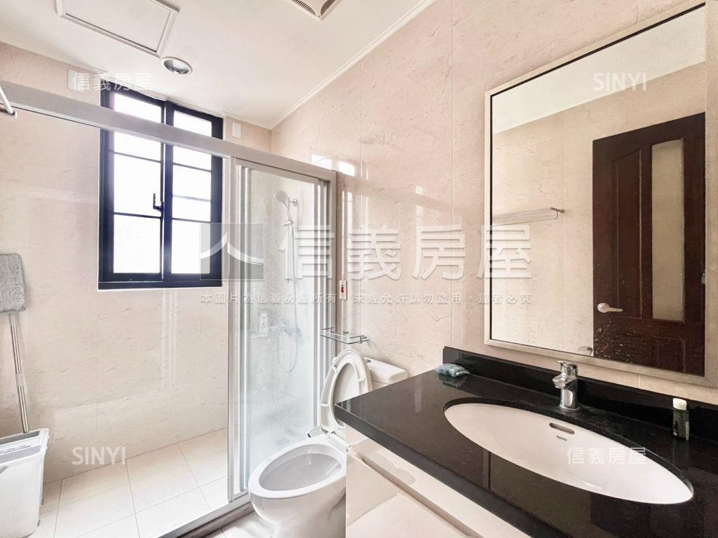 南科夢巴里３車庫透天豪墅房屋室內格局與周邊環境