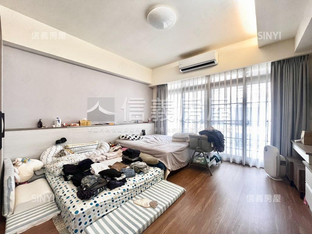 南科夢巴里３車庫透天豪墅房屋室內格局與周邊環境