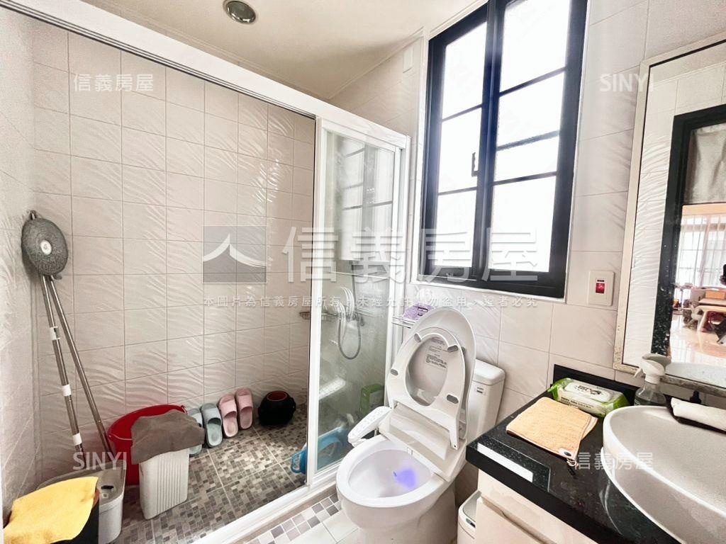 南科夢巴里３車庫透天豪墅房屋室內格局與周邊環境