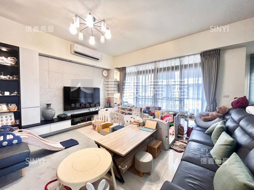 南科夢巴里３車庫透天豪墅房屋室內格局與周邊環境