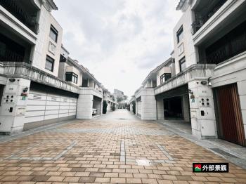 南科夢巴里３透天車庫豪墅