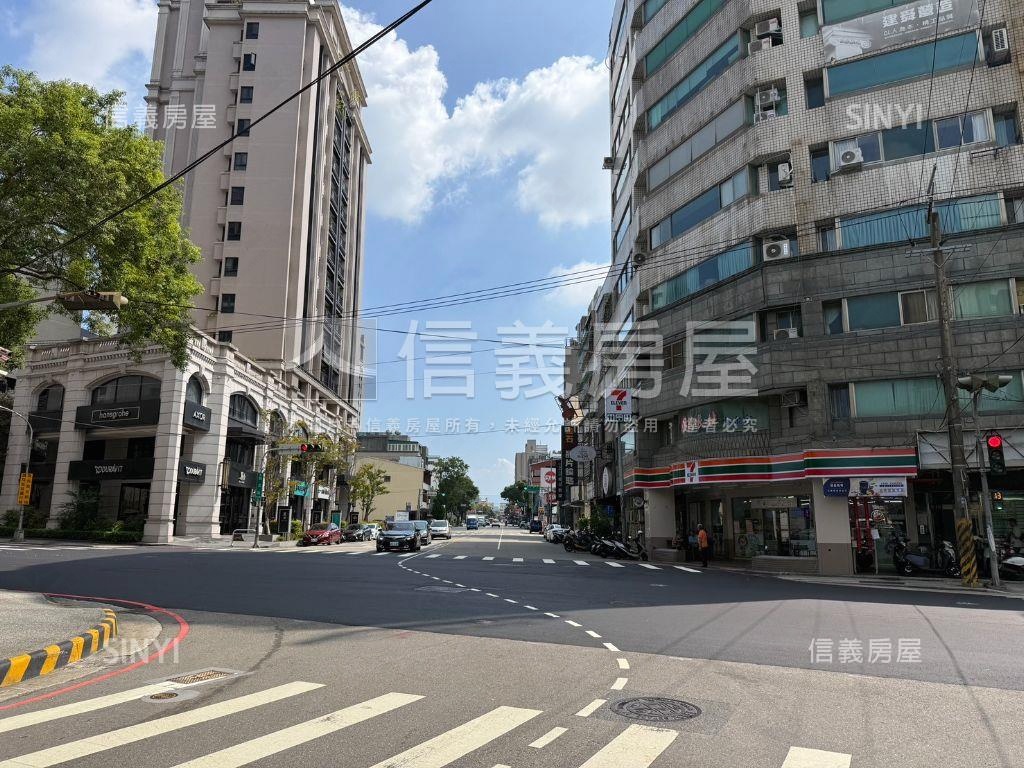 西屯福星西路臨路住二土地房屋室內格局與周邊環境