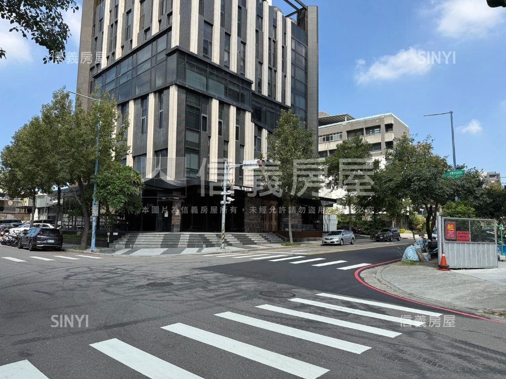 西屯福星西路臨路住二土地房屋室內格局與周邊環境