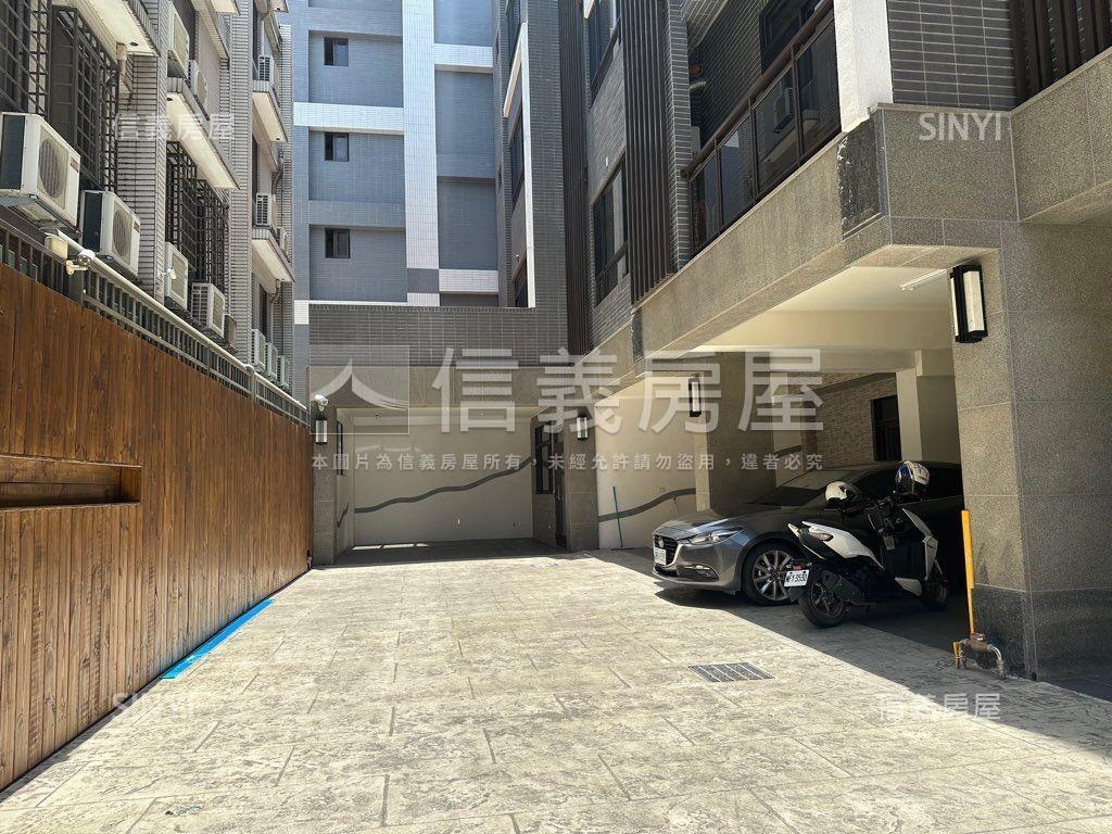 校前路前庭停車別墅房屋室內格局與周邊環境