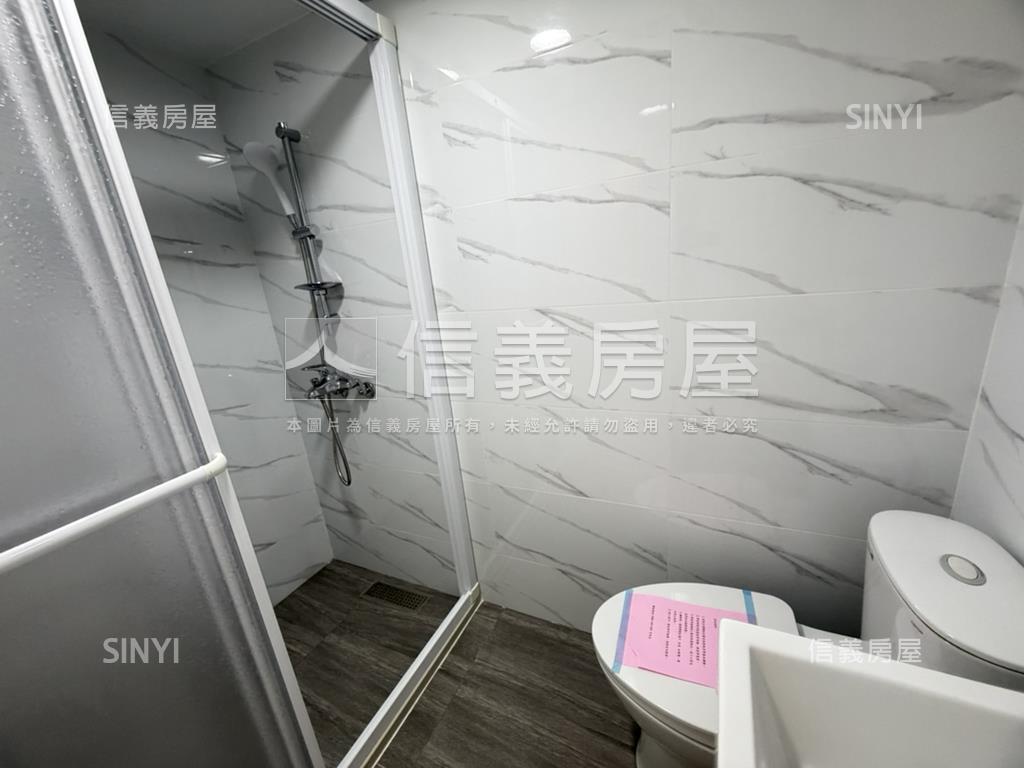 新裝潢★極美採光電梯三房房屋室內格局與周邊環境